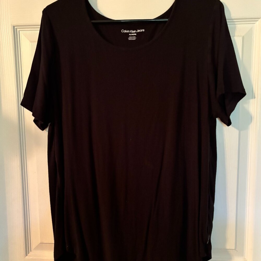 XL Calvin Klein Jeans Crewneck Tee Women's